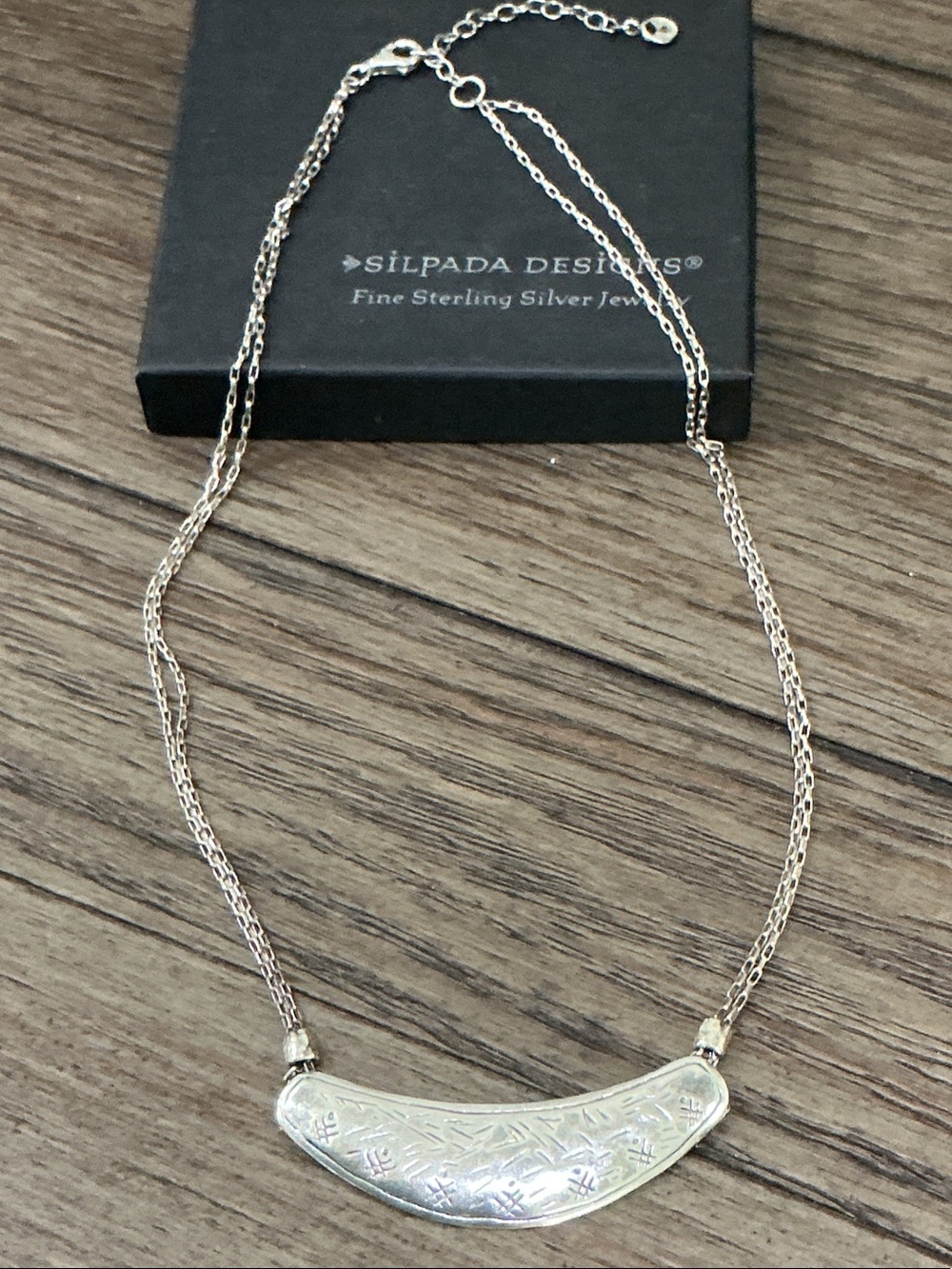 Silpada Sterling Silver Engraved Crescent Pendant Necklace